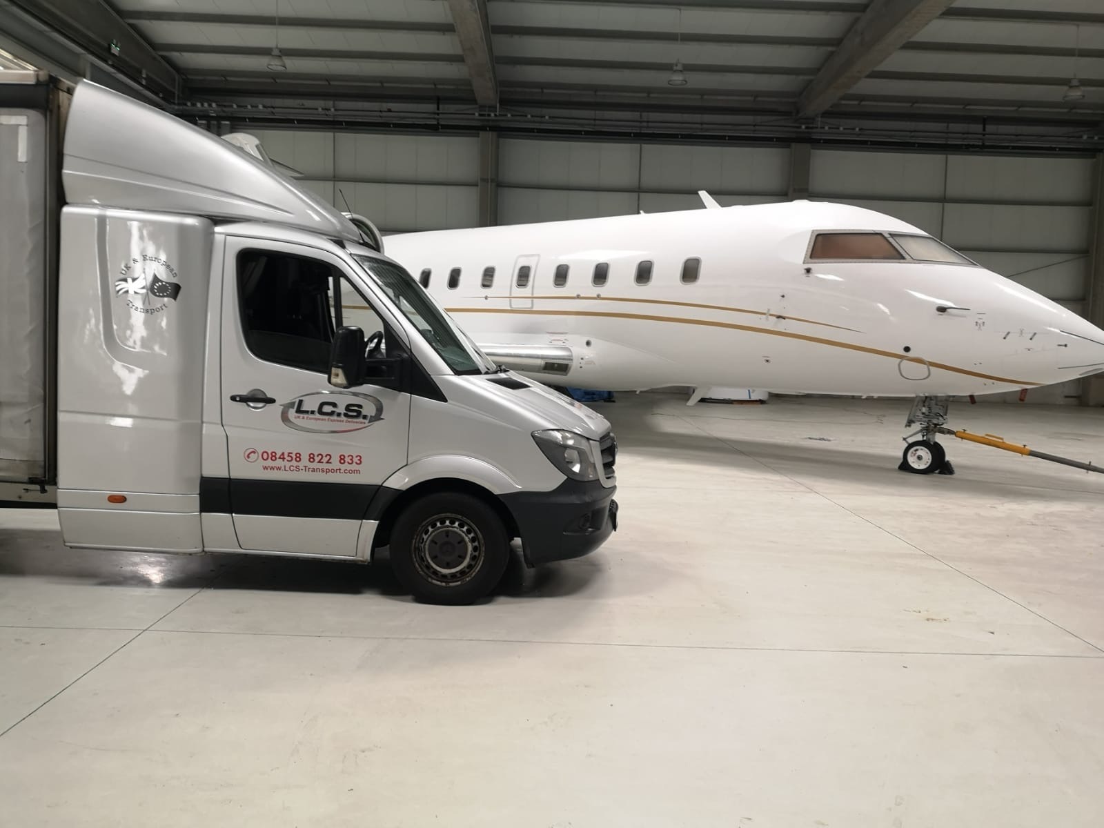 LCS Transport van with aeroplane