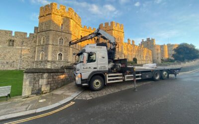 Hiab installation of new entrance sign at her majesty’s Windsor Castle