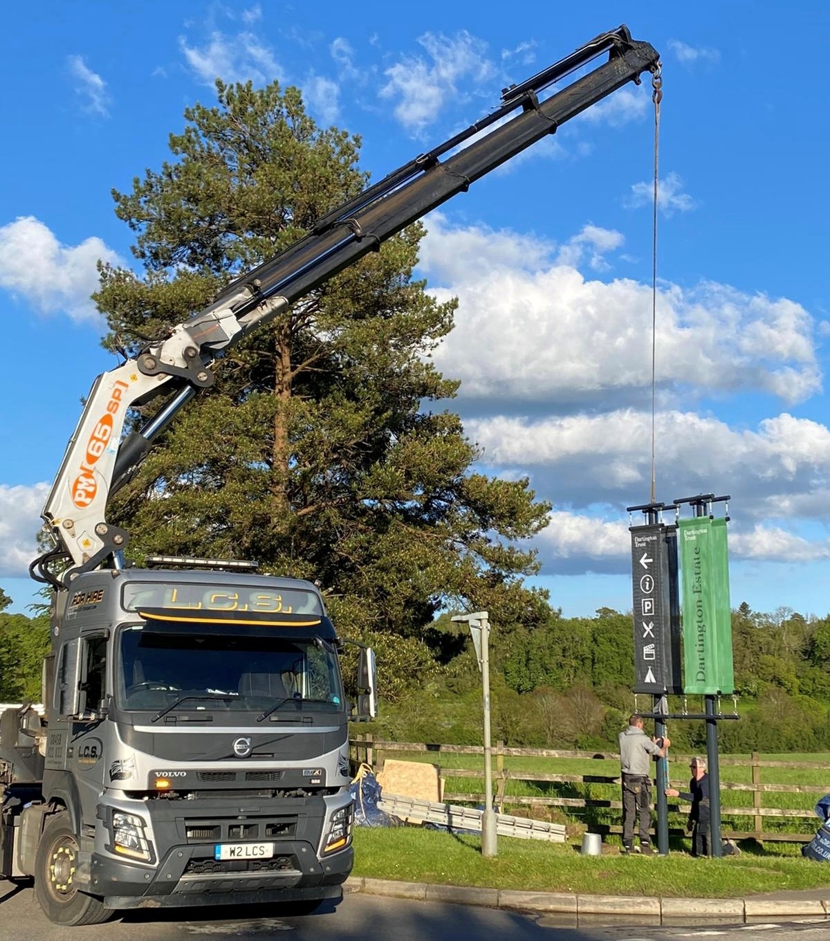 Hiab installation of signage for Dartington Hall - LCS Transport
