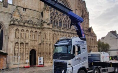 Hiab installation at Exeter Cathedral getting things set up for Christmas
